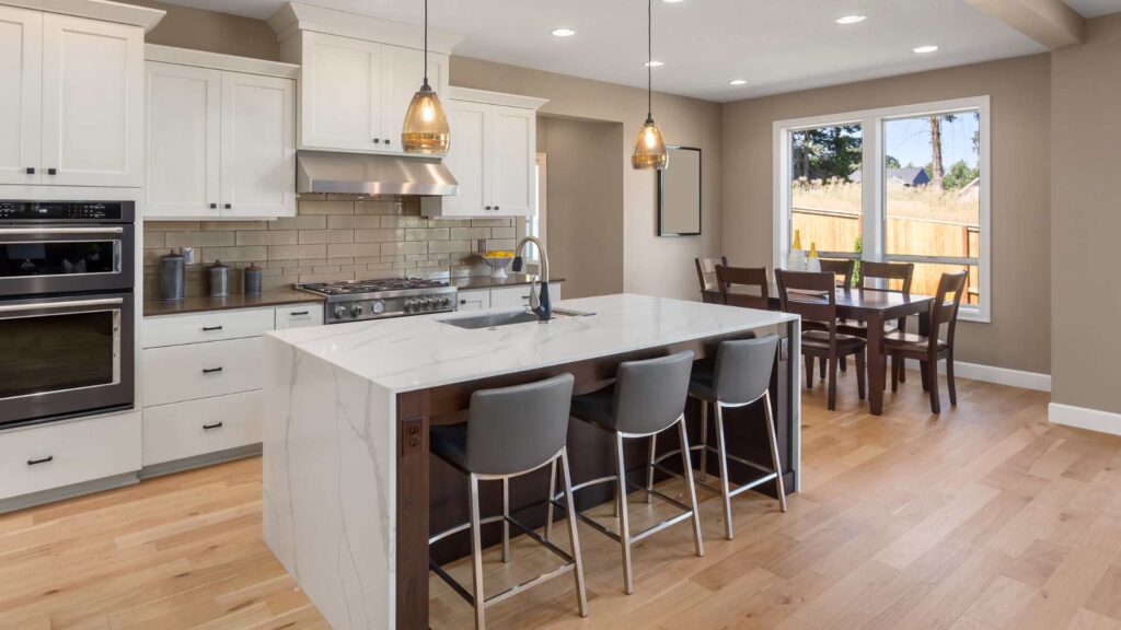 Pros and Cons of Kitchen Islands